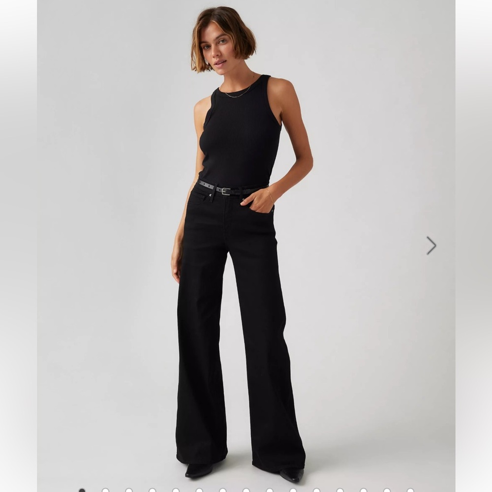 Levi's 318 Shaping Wide Leg Jeans